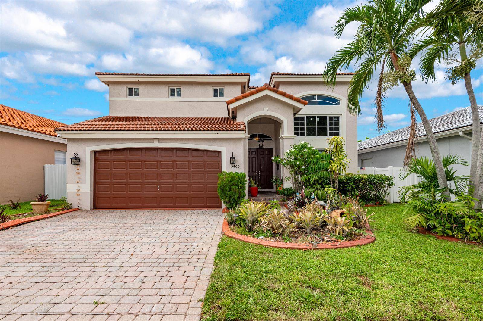 5400 SW 131stMiramar - picture