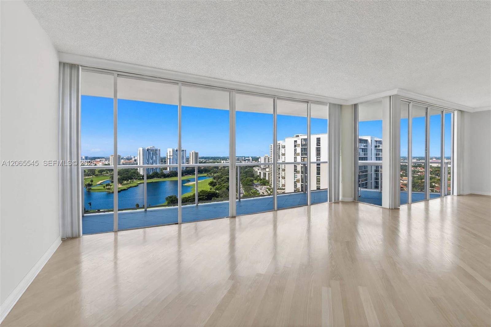 20281 E Country Club DrAventura - HAMPTONS WEST CONDO condo unit 1801 - picture