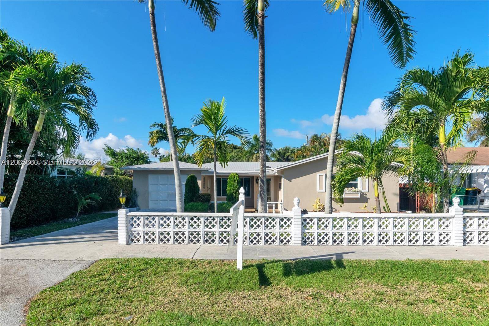 617 NE 2nd PlDania Beach - picture