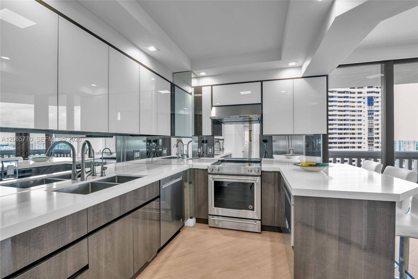 2000 Island BlvdAventura - 2000 ISL BLVD WILLIAMS IS,WILLIAMS ISLAND condo unit 2006 - picture