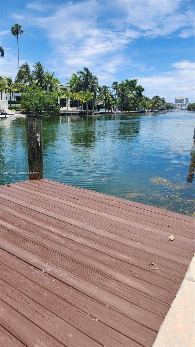 1525 Calais DrMiami Beach - picture