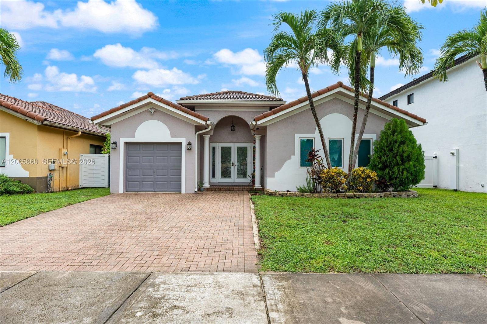 15717 SW 138th TerMiami - picture