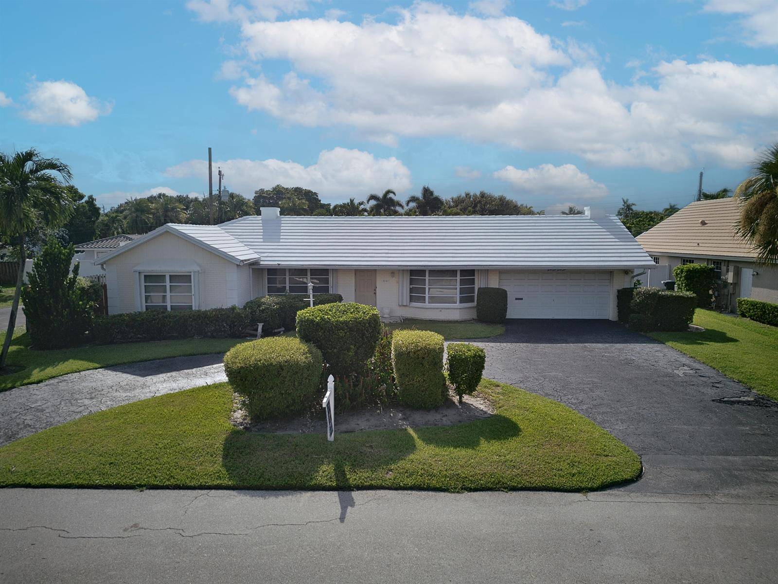 4141 NE 23RDLighthouse Point - picture