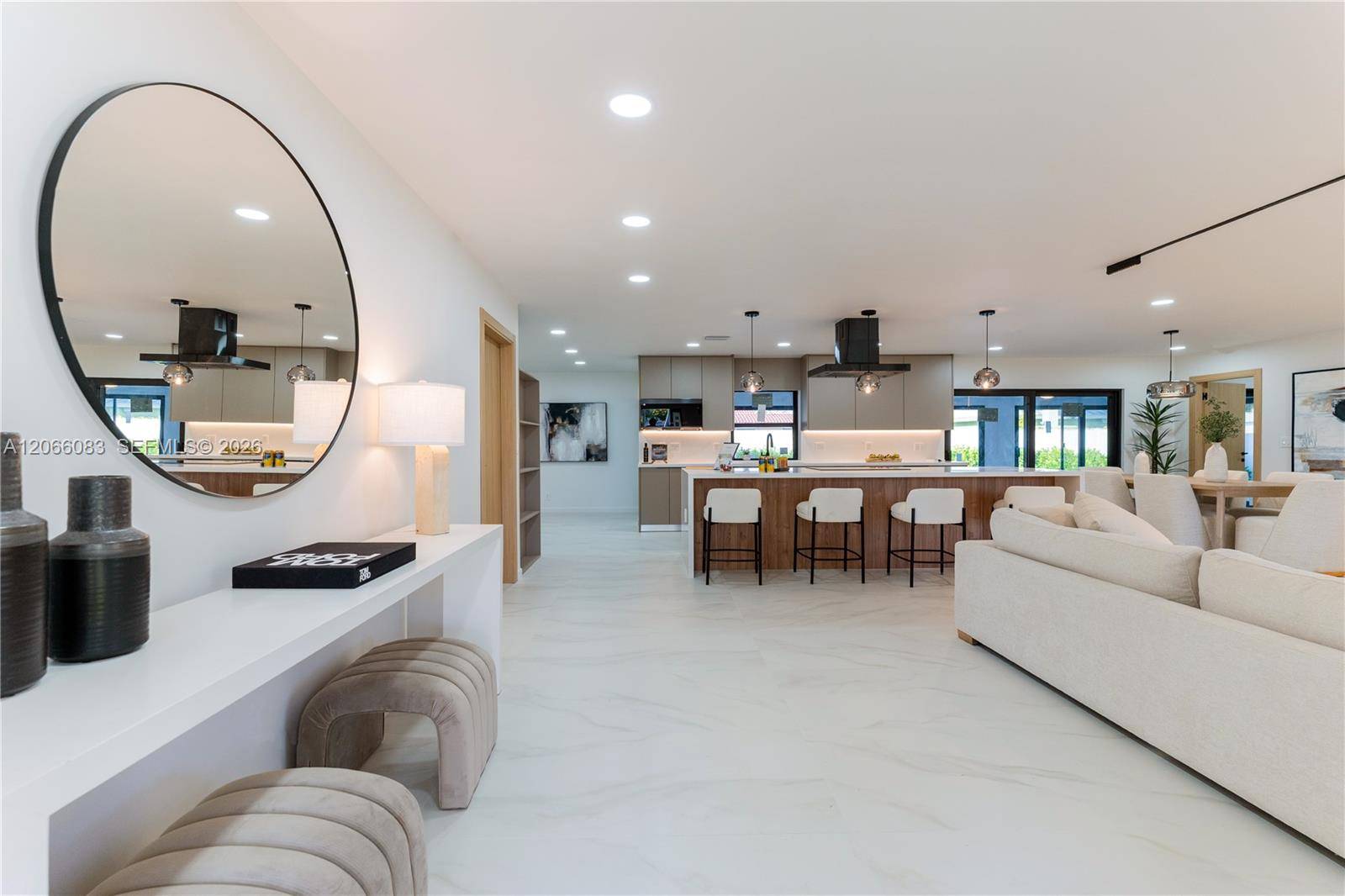 2415 NE 35th DrFort Lauderdale - picture