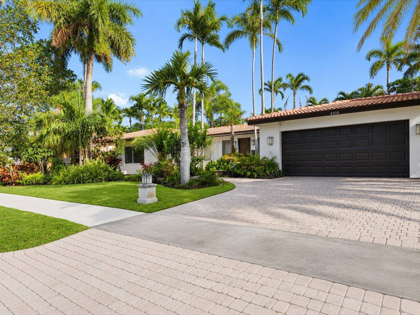 2010 NE 59thFort Lauderdale - picture
