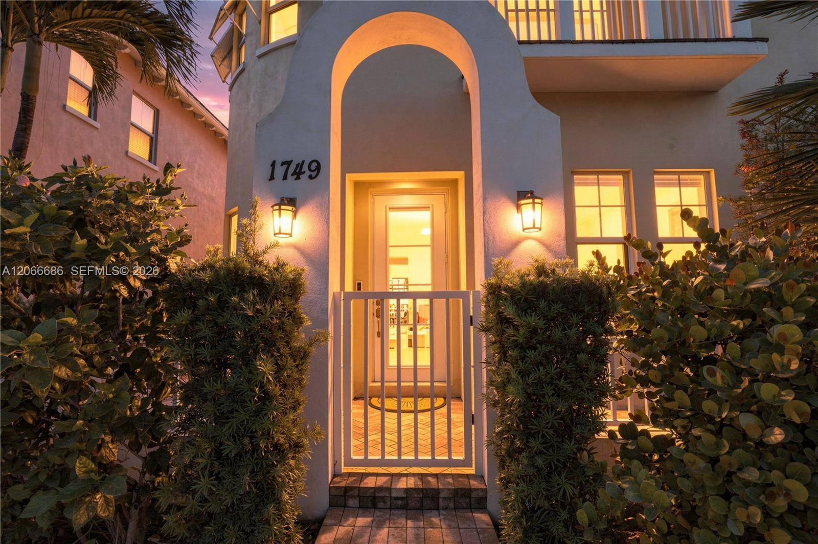 1749 NE 9th StFort Lauderdale - picture