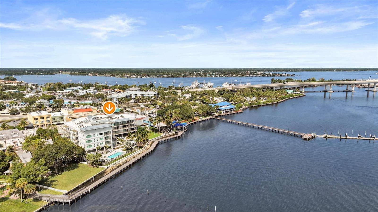41 SW Seminole StStuart - SAILFISH COVE LUXURY NEWES condo unit Unit #3-10 - picture