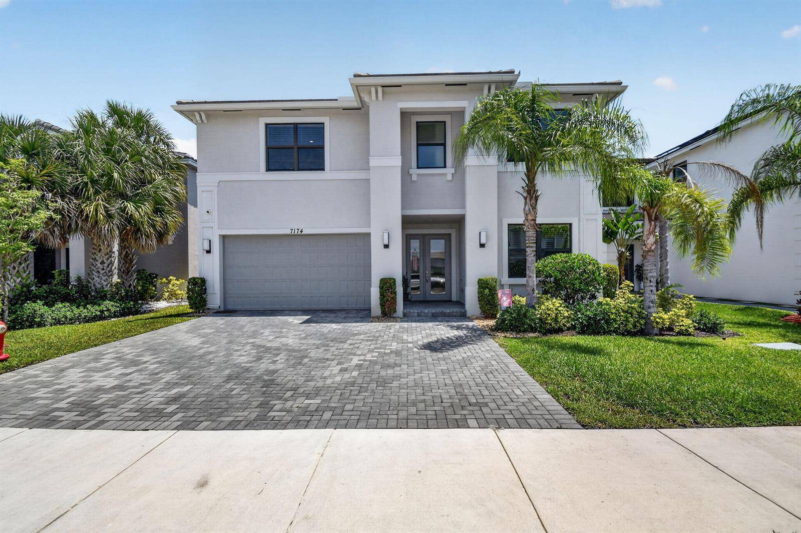 7174 VillamarLake Worth - picture