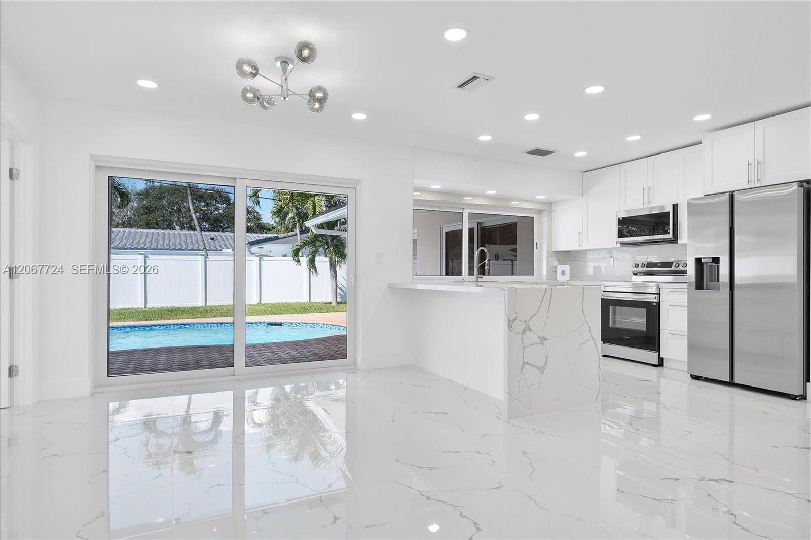 5711 NE 20th TerFort Lauderdale - picture