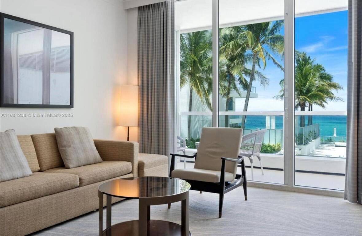 4391 CollinsMiami Beach - FONTAINEBLEAU III OCEAN C condo unit 623 - picture