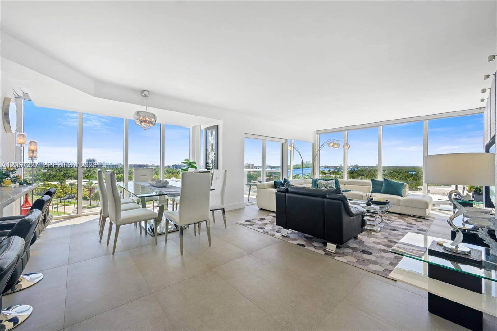 10275 Collins AveBal Harbour - HARBOUR HOUSE condo unit 722 - picture
