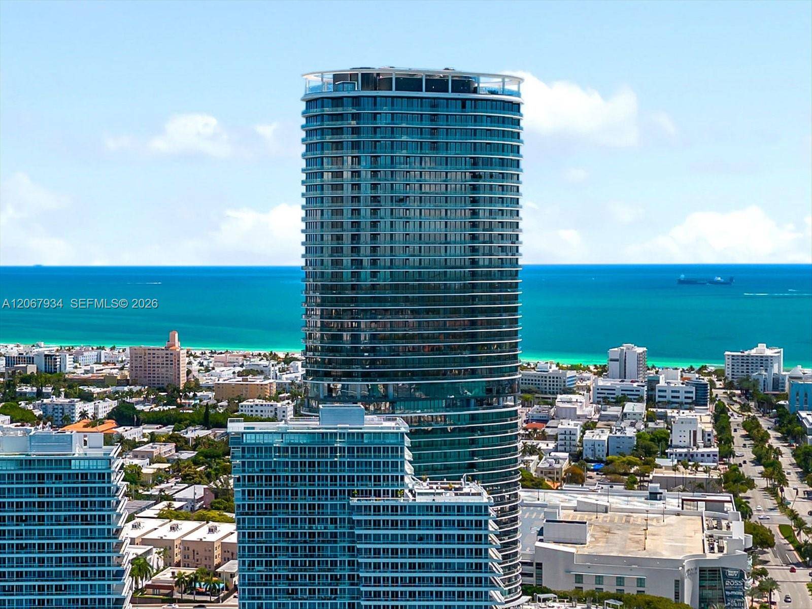 520 West AveMiami Beach - THE BENTLEY BAY CONDO condo unit 2101 - picture