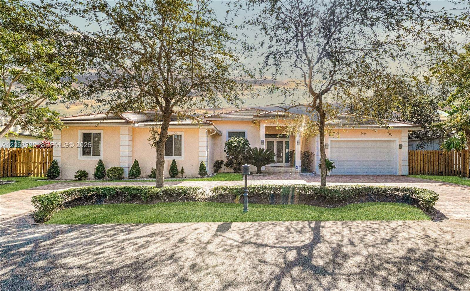 9424 SW 123rd TerMiami - picture