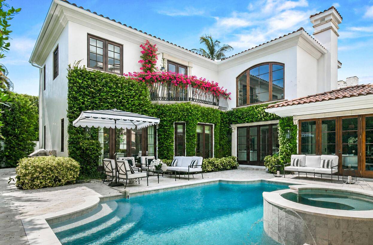 437 ChileanPalm Beach - picture